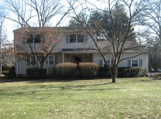 11 Raleigh Dr, New City, NY 10956