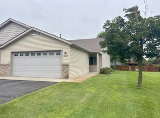 1069 Manor Ct, Saint Cloud, MN 56303
