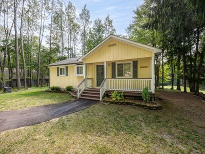 9846 Center Ln, Stanwood, MI, 49346