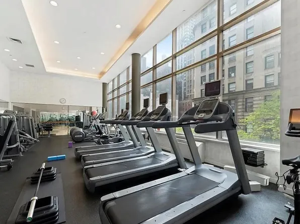 325 Fifth Avenue image 4 of 11