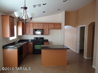 2nd image of 404 W Calle Franja Verde