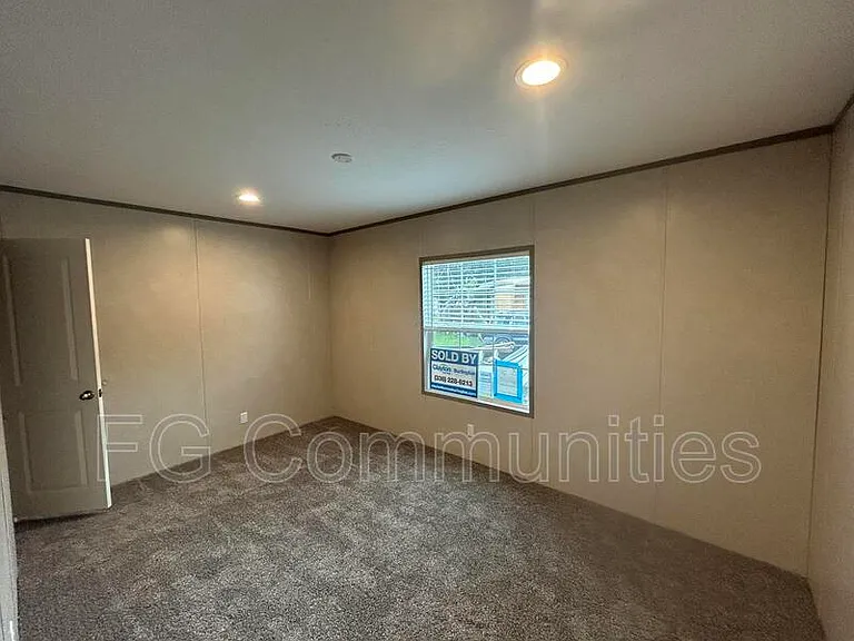 129 Sides Meadow Dr #4 — Photo 10