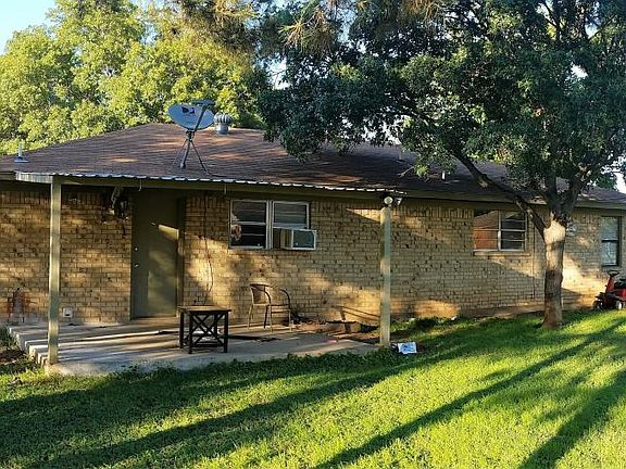 3rd image of 3805 Crestridge Dr