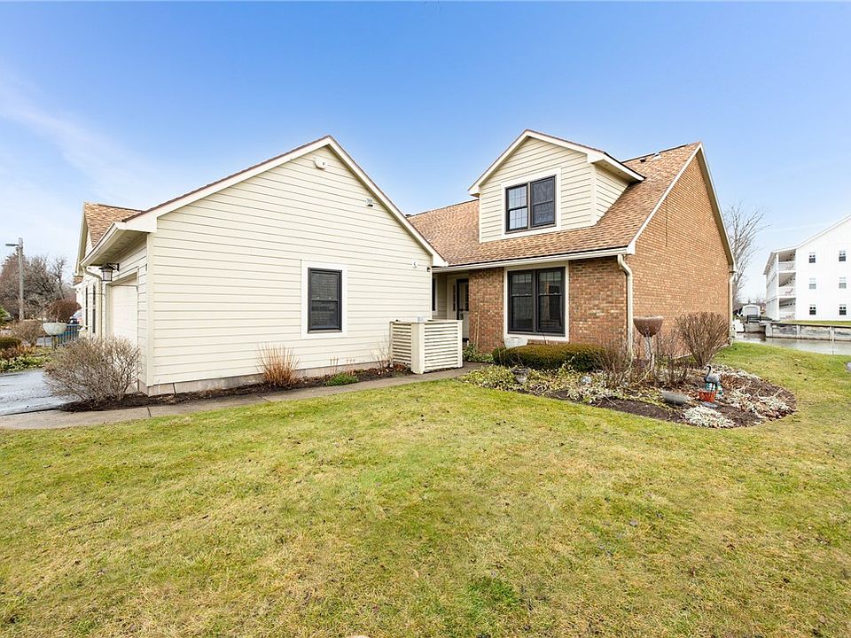 1st image of 7 Island Ln