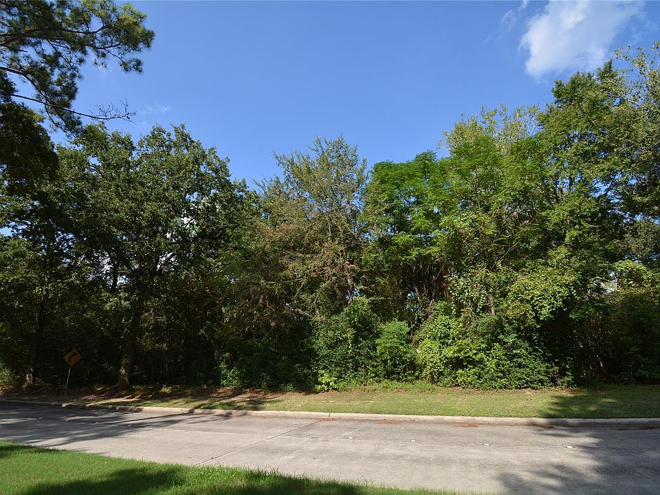 1st image of 0 Cedar Woods Pl
