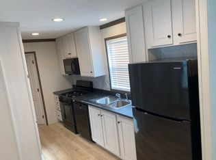 300 Forrest Ave #102, Springfield, IL 62702