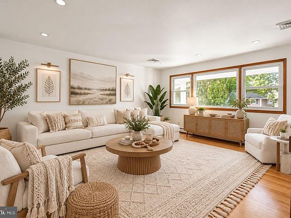 3rd image of 480 Brightwood Rd