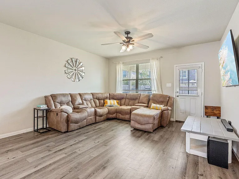 2221 Raider Dr — Photo 17