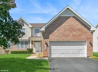 480 Lake Plumleigh Way, Algonquin, IL 60102