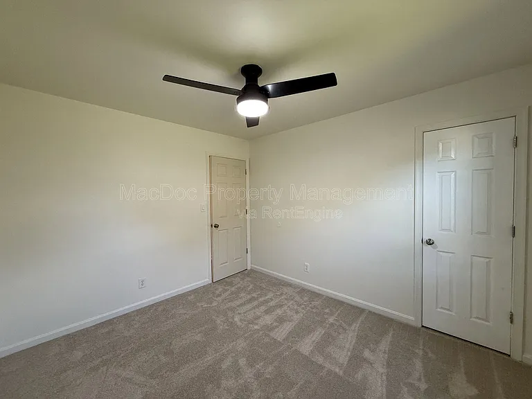 1225 Dewberry Dr — Photo 17