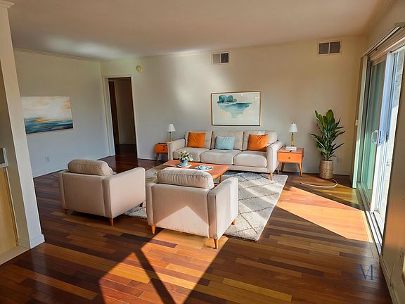 4th image of 702 Park Ave APT 305