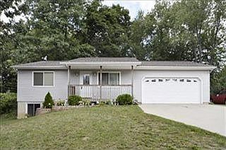 1st image of 17 Oak Leaf Ln