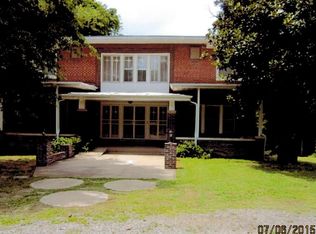 405 N Earl St, Poteau, OK 74953