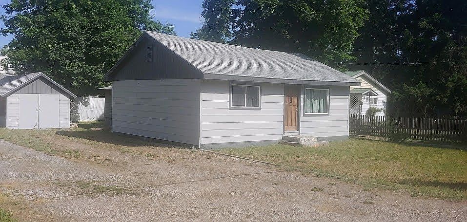 2nd image of 604 A St