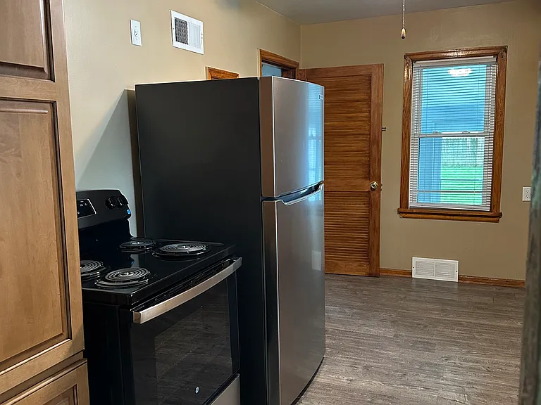 3878 Crary Dr — Photo 13