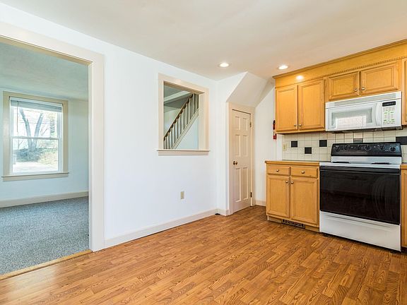 2nd image of 20 Concord Way