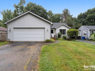 6421 Prairie Lawn Dr, Waterford, MI, 48329