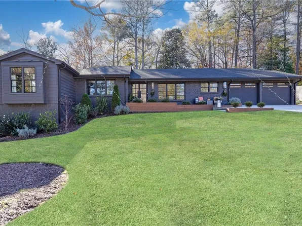 3042 Farmington Dr SE, Atlanta, GA 30339