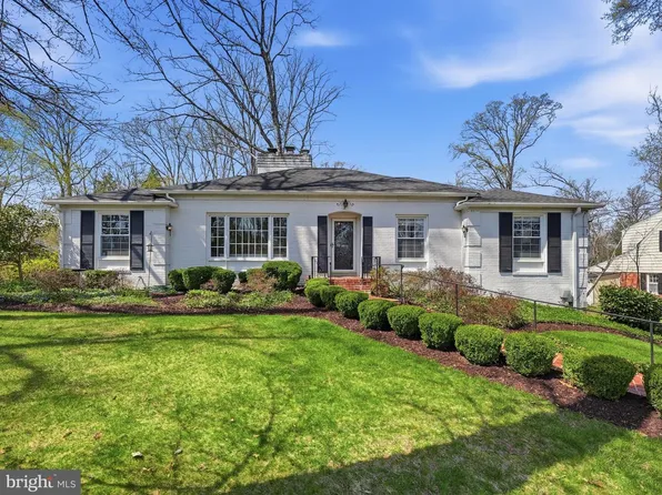 9104 Volunteer Dr, Alexandria, VA 22309