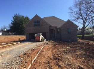 6003 Pleasant Hill Dr, Pleasant View, TN 37146