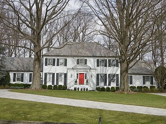 3rd image of 10713 Stanmore Dr