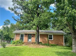 4301 Dowling Dr, Charlotte, NC 28205