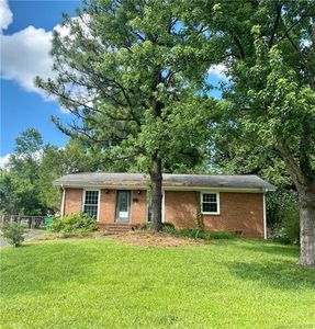 4301 Dowling Dr, Charlotte, NC, 28205