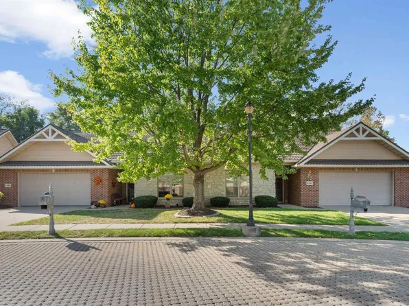 1101 2nd St, Moline, IL 61265