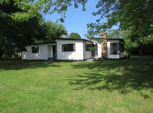 902 S Broadway St, Portland, TN 37148