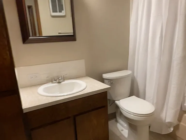 2715 W Euclid Ave #101 — Photo 9