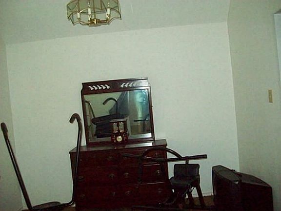 5th image of 325 Beltwoods Dr