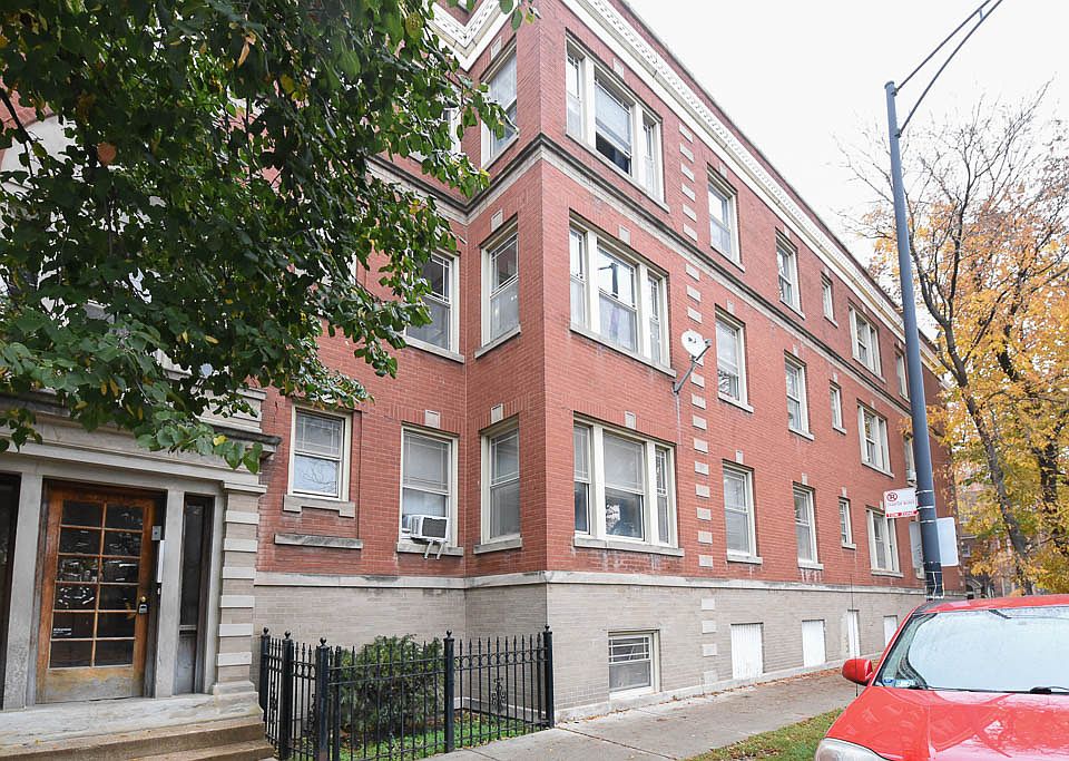 1st image of 1210 W Montrose Ave #H