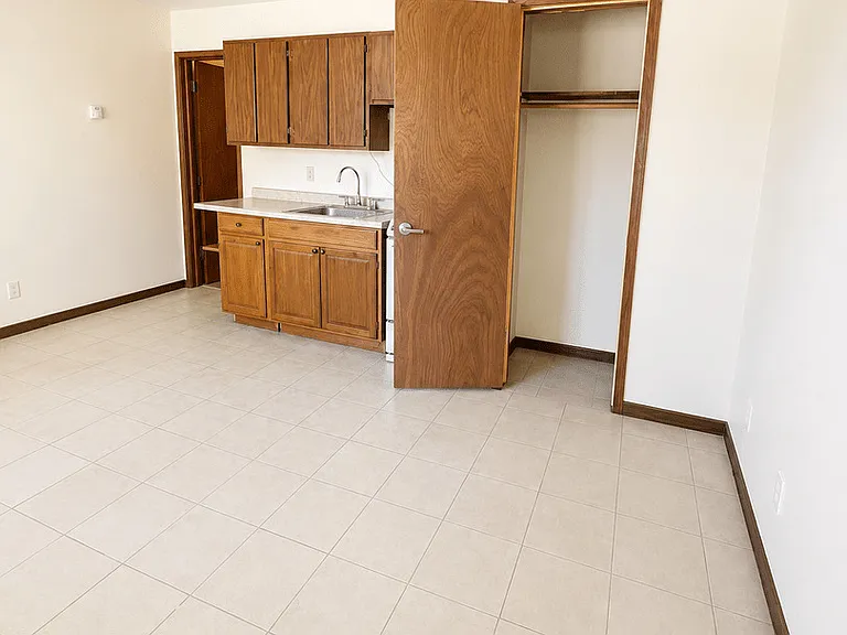 535 N Main St — Photo 10