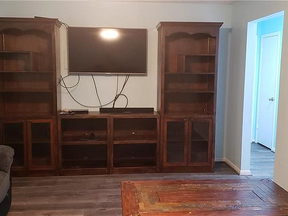 4th image of 3190 Tobago Ct