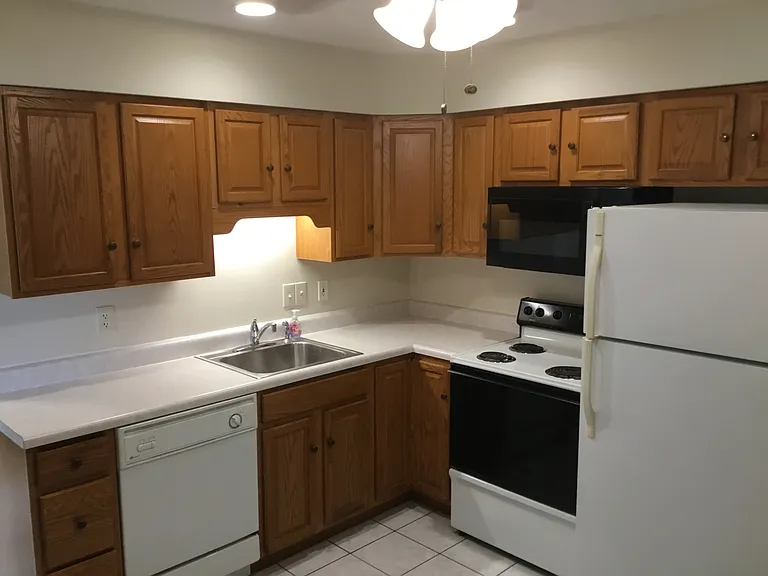 3616 Buckley Rd #3616 — Photo 5