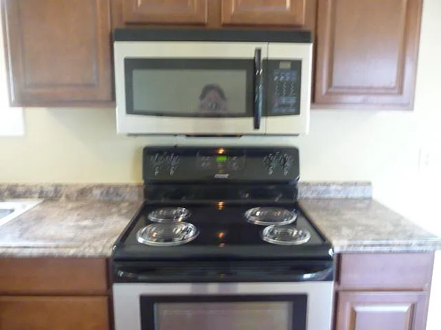 6036 NE Emerson St — Photo 4