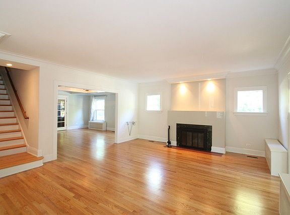 3rd image of 694 N Forest Ave