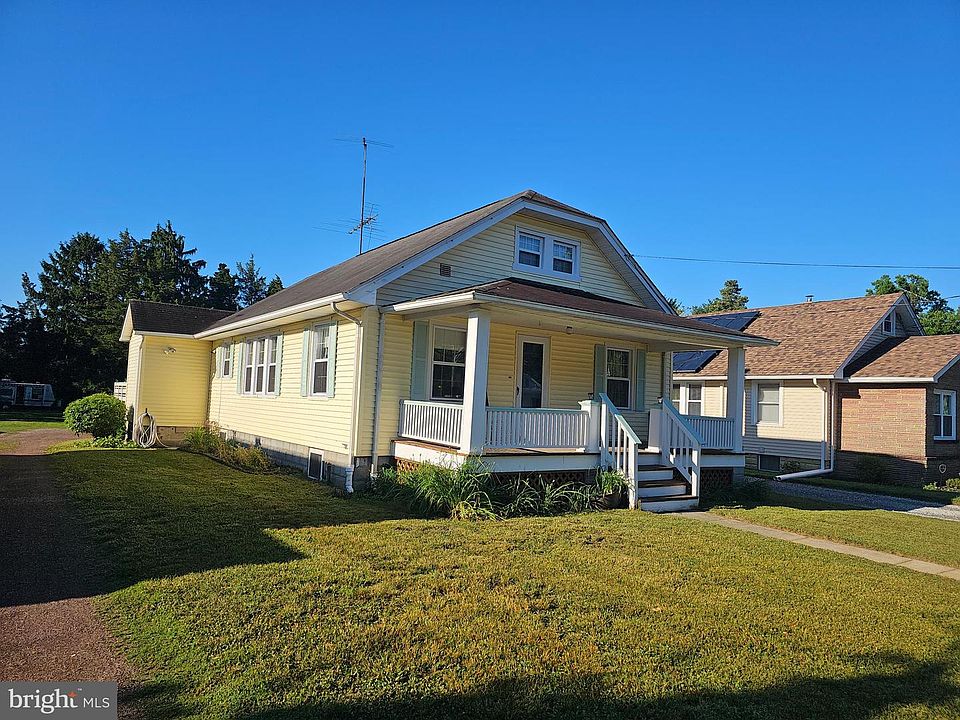 1st image of 29 Park Dr