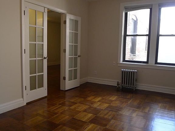 4th image of 4760 39th Pl APT 2C