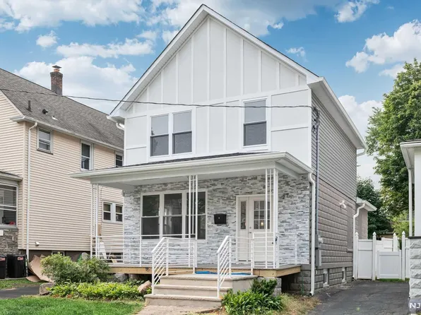 27 Niagara St, Dumont, NJ 07628