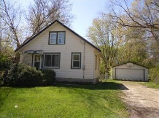 2015 Ridgeland Rd, Rockford, IL 61108