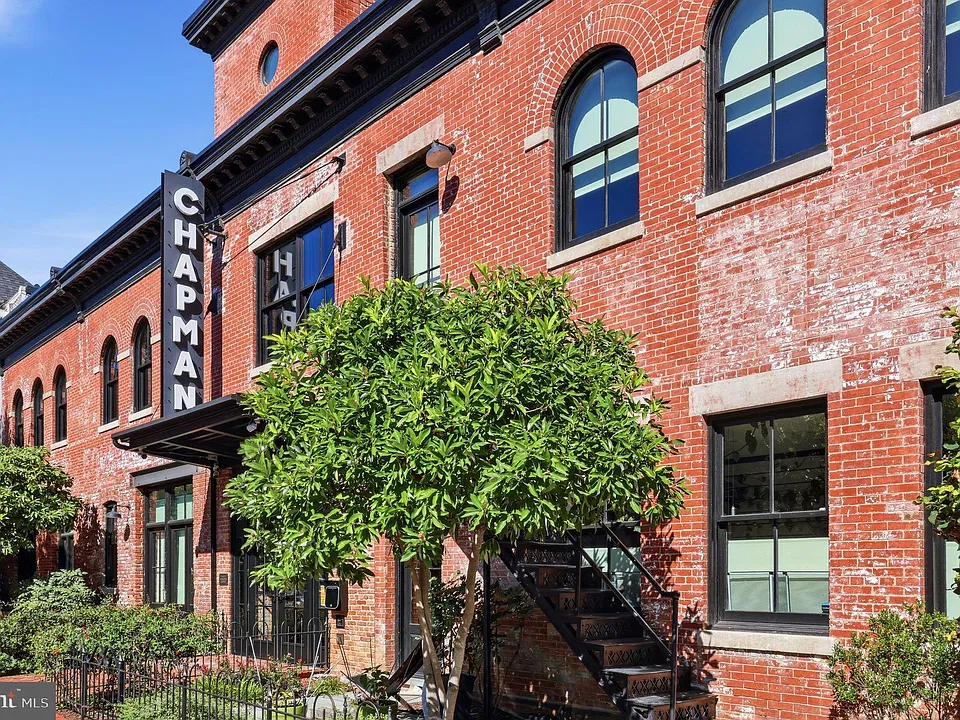 57 N St NW #305