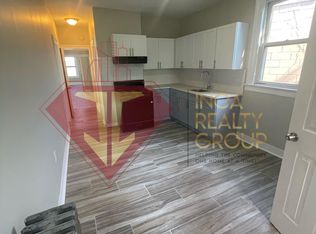 429 S 6th St #2R, Newark, NJ 07103