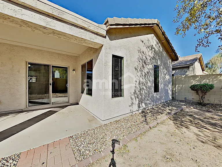 19427 W Woodlands Ave — Photo 21