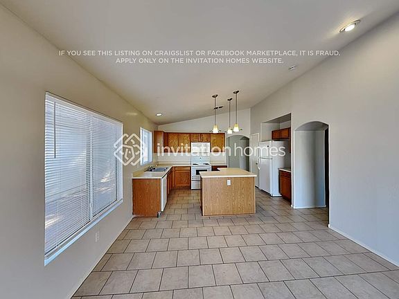 5th image of 11120 W Montecito Ave