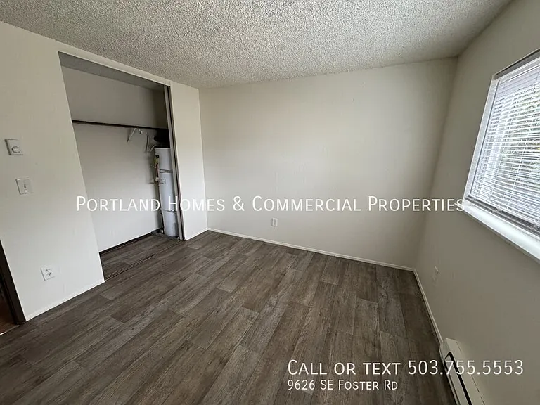 9626 SE Foster Rd — Photo 6