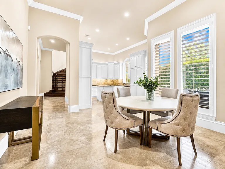 Breakfast nook