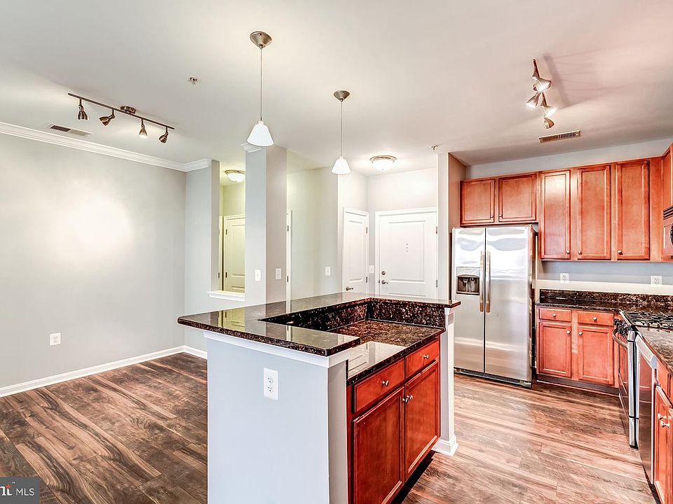 1st image of 2655 Prosperity Ave APT 229