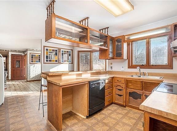 4th image of 13404 E Kemper Ct