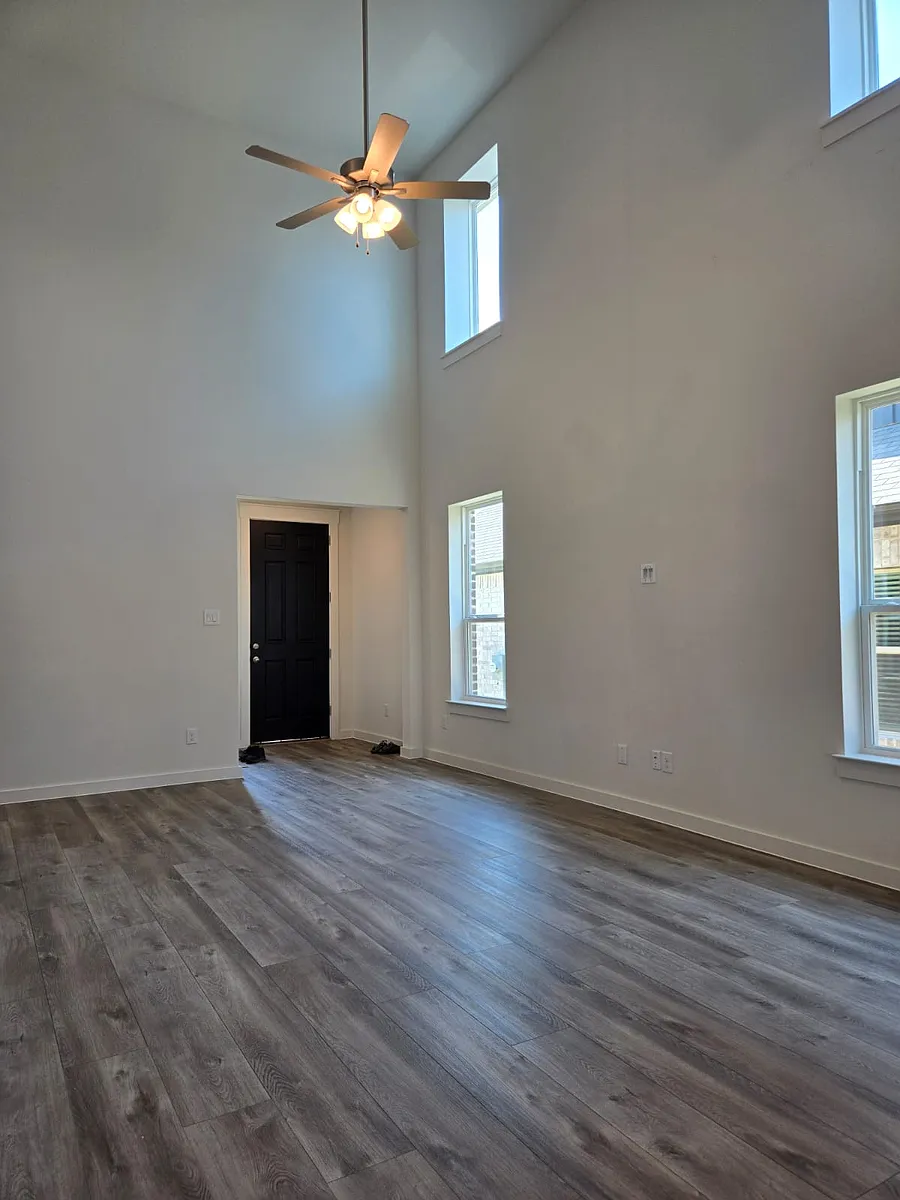 Building Photo - 508 Weller Rd